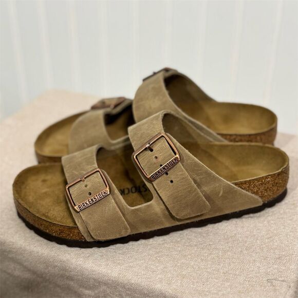 Birkenstock Arizona Sandals Size 39 US 8 Taupe Suede Leather Copper Buckle Shoes - Picture 1 of 8